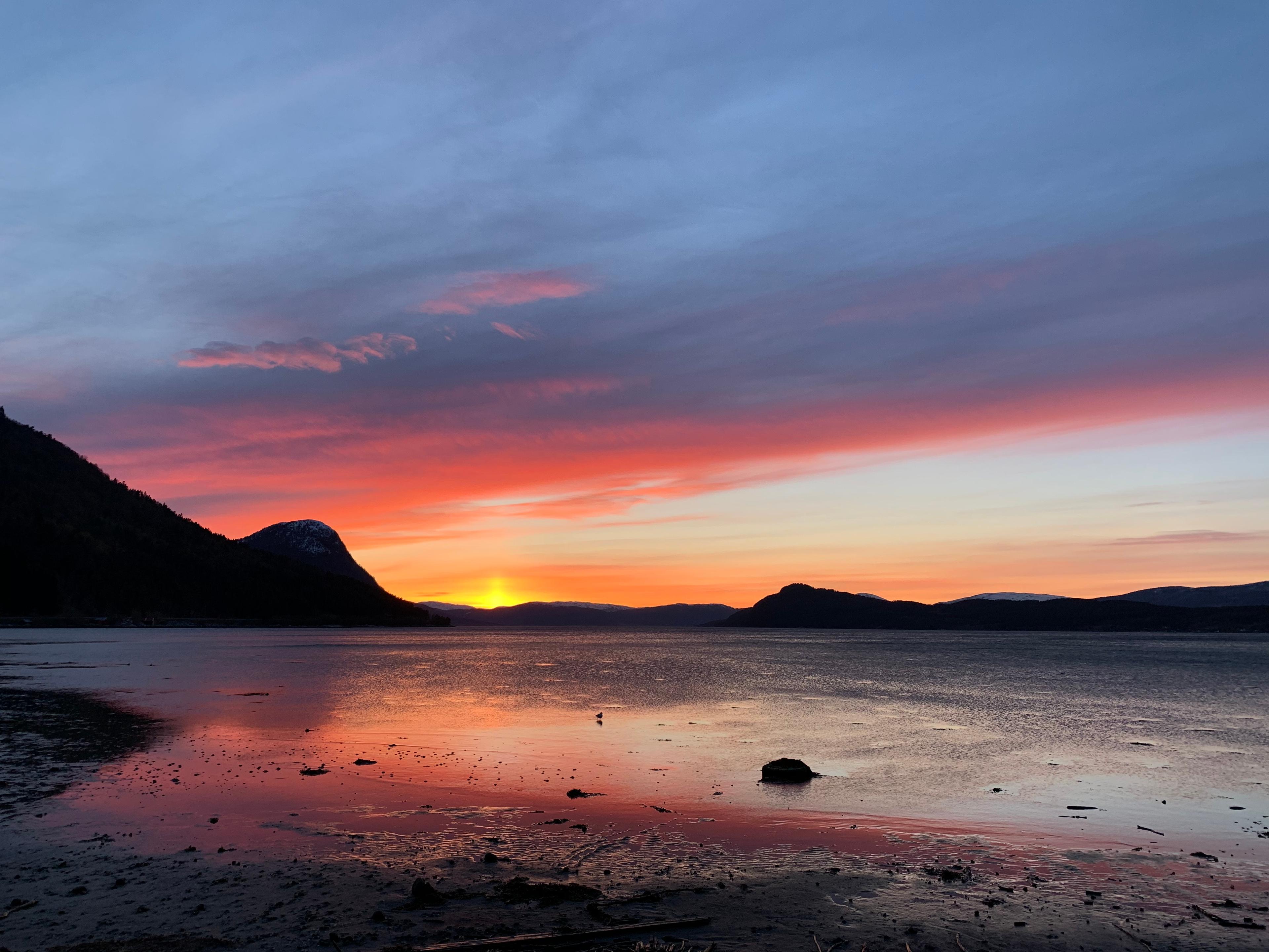 Solnedgang ved Fugelvåg camping