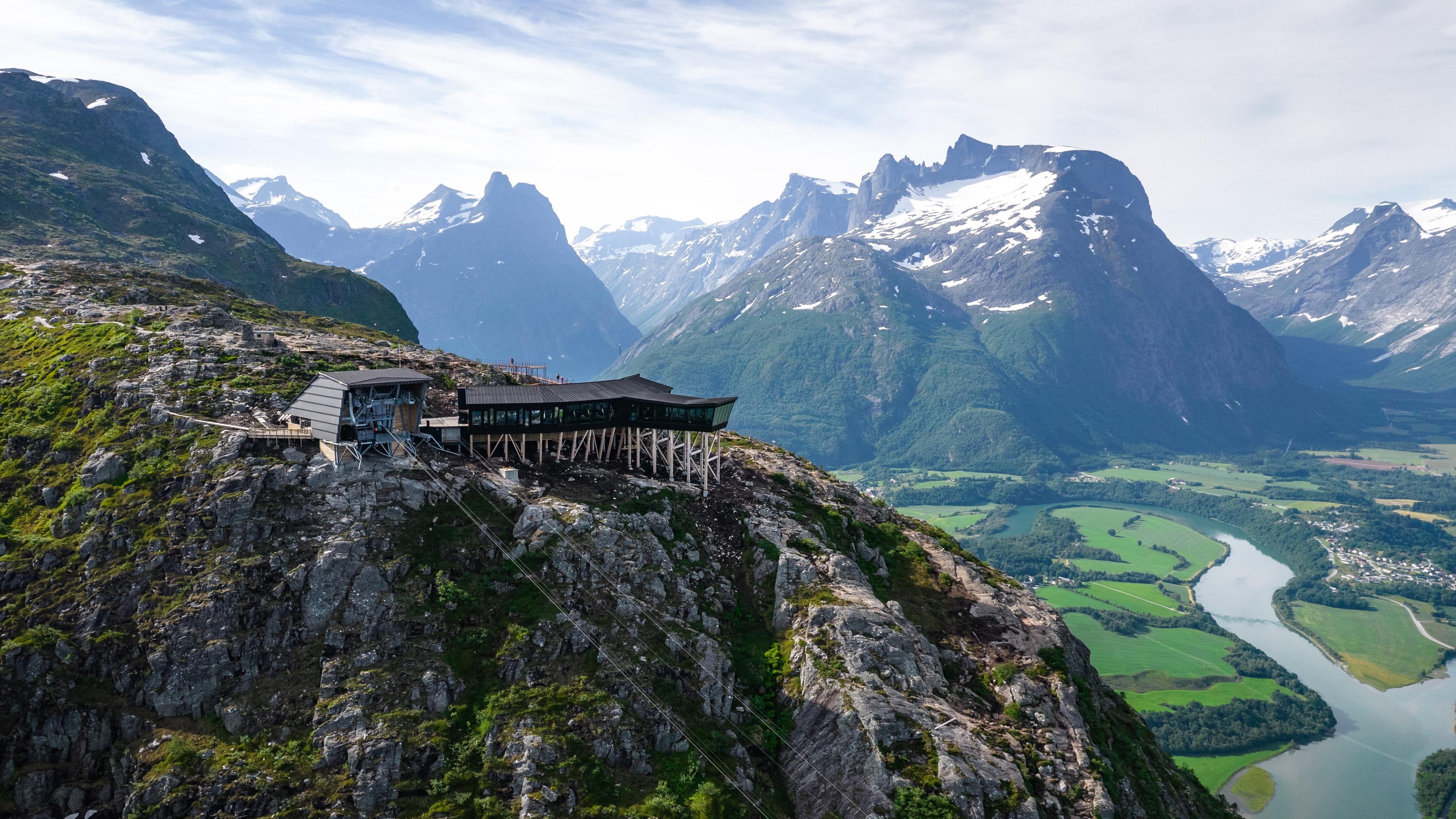 Romsdalsgondolen og Eggen restaurant